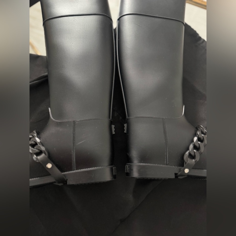 Givenchy Eva Chain Rubber Rain boots size 37 - Picture 11 of 14